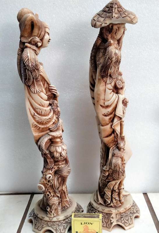 2 SET Man+Lady ORIENTAL figurines-Intricately carved details  COMPOSITE materials -All fo1 BID-chips