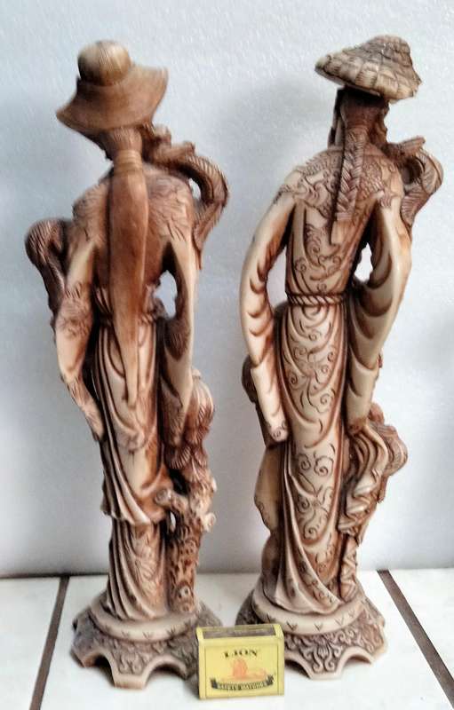 2 SET Man+Lady ORIENTAL figurines-Intricately carved details  COMPOSITE materials -All fo1 BID-chips