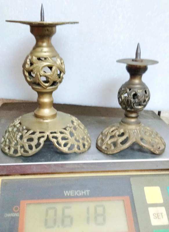 2 ELWECO Ornate  style Intricate Scroll Embossed filigree design BRASS CANDLE Sticks