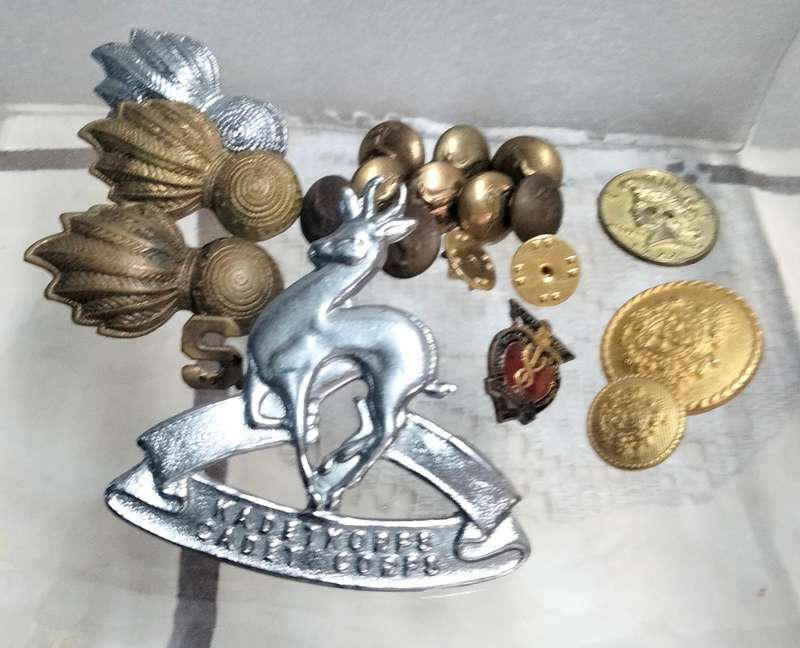 Vintage SA Army Military Artillery+ insignia badge -9 S.A.Infantry Brass buttons+Kadet korps cap+Tin