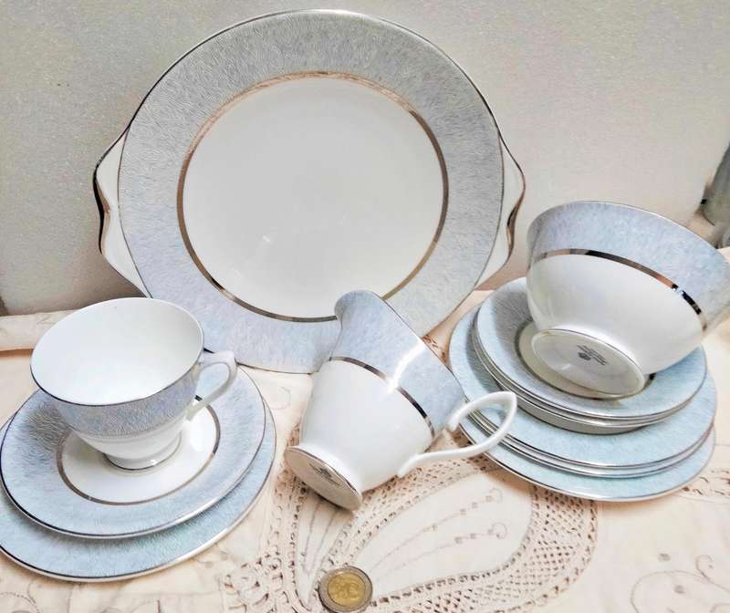 Royal Albert 11 pieces VINTAGE  MIRROR Silver + white- LOOK AT MY BUY NOW LISTINGS NO WAITING