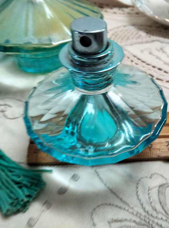 2 Perfume bottles Britney Spears blue glass 1has tassel+pump EmptyLOOK At My BUY NOW itemsNO WAITING