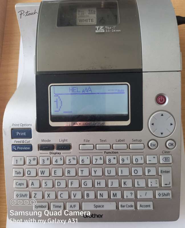 Brother PT-2700 Desktop Labelling System plus 3x tapes