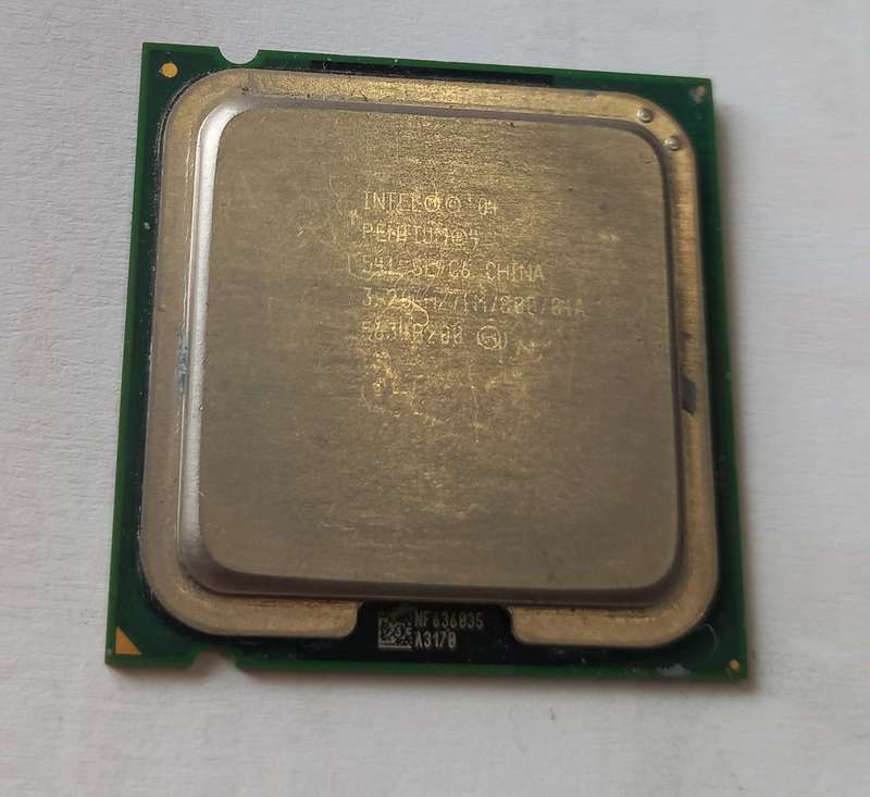 Bargain  working CPUs set of 7