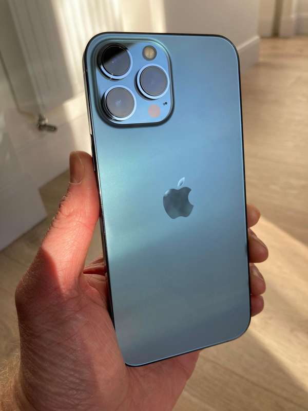 Apple bundle - iPhone, AirPods Pro 2, Apple TV