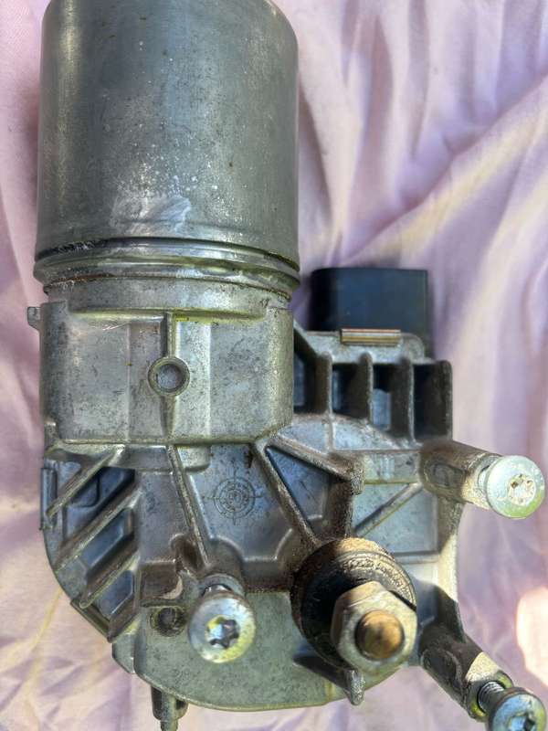 Audi A3 Front wiper motor