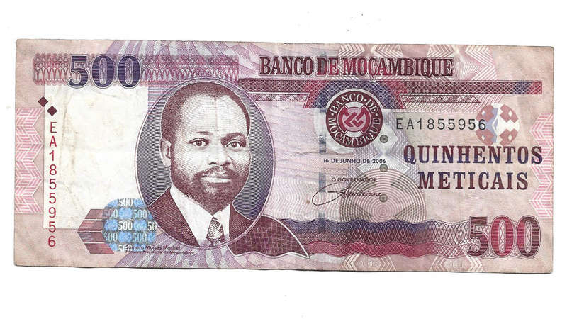 Mozambique 500 Metical note used but in good condition as scanned