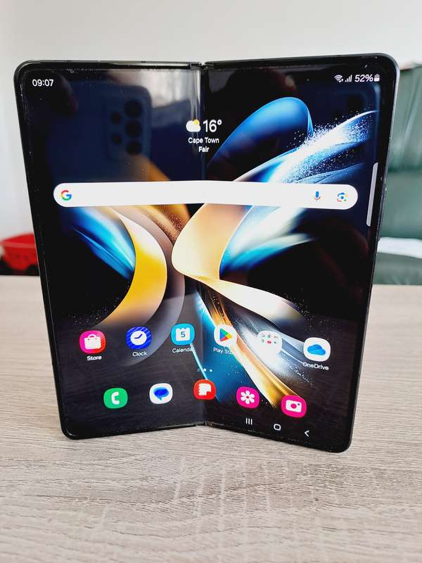 Samsung Galaxy Fold 4 - 256gb - Dual Sim
