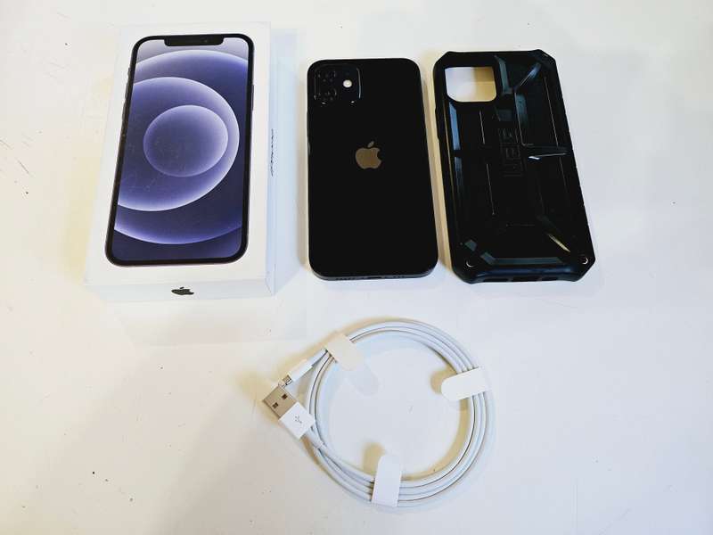 APPLE IPHONE 12 - 128GB - BLACK