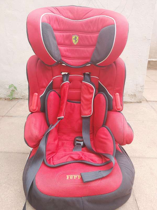 Ferrari Beline Booster Cor Car Seat