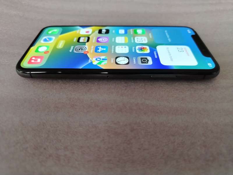 Apple iPhone X - 256GB - Space Grey
