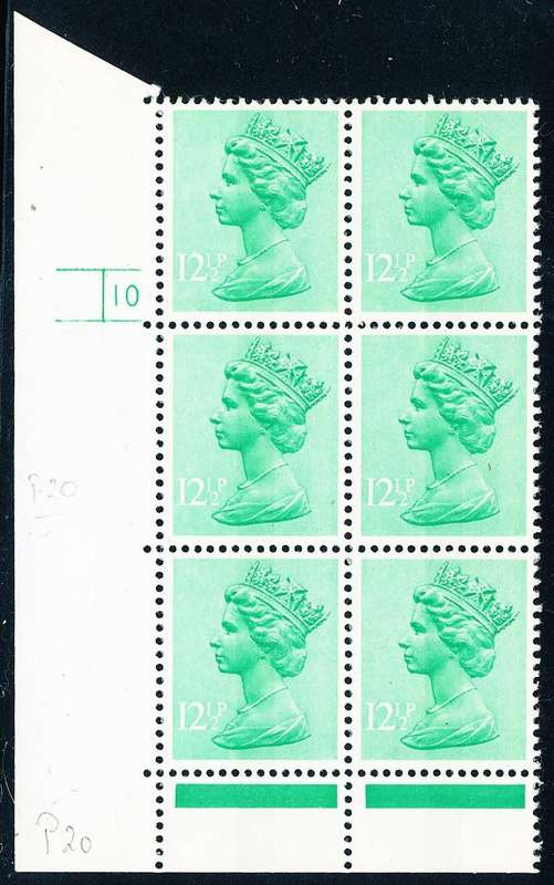 Great Britain - 1990's - Machin Defins - 12½P light emerald cyl 10 blk of 6 . SG 898 .