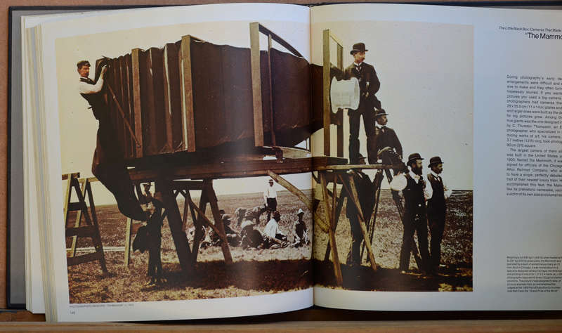 The Camera (Life Library of Photography)