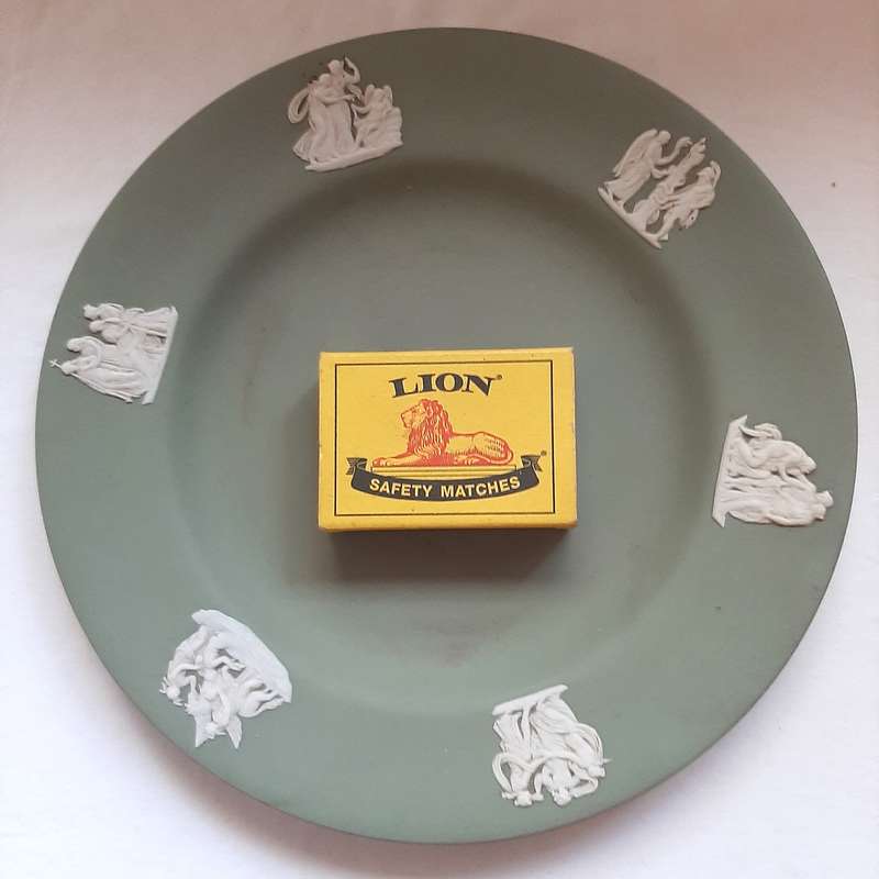 COLLECTION OF 4 WEDGWOOD JASPERWARE PLATES