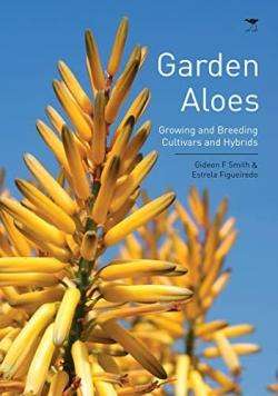 Garden Aloes - Gideon F. Smith & Estrela Figueiredo