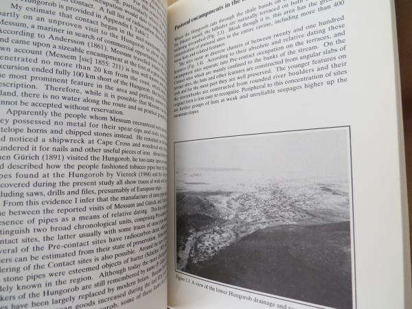 Pastoral Nomads of the Central Namib Desert - John Kinahan