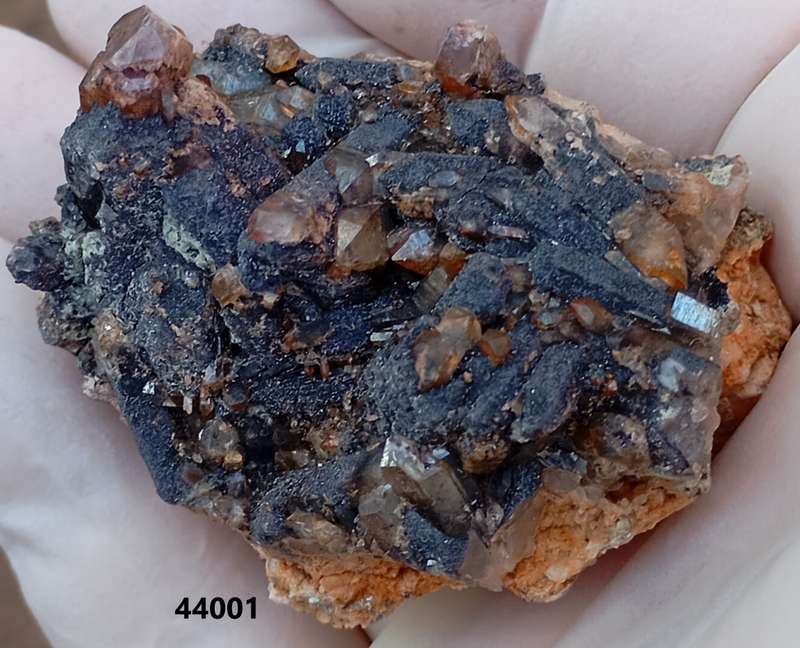 Hematite in quartz - Orange River N Cape South Africa