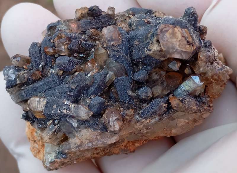 Hematite in quartz - Orange River N Cape South Africa