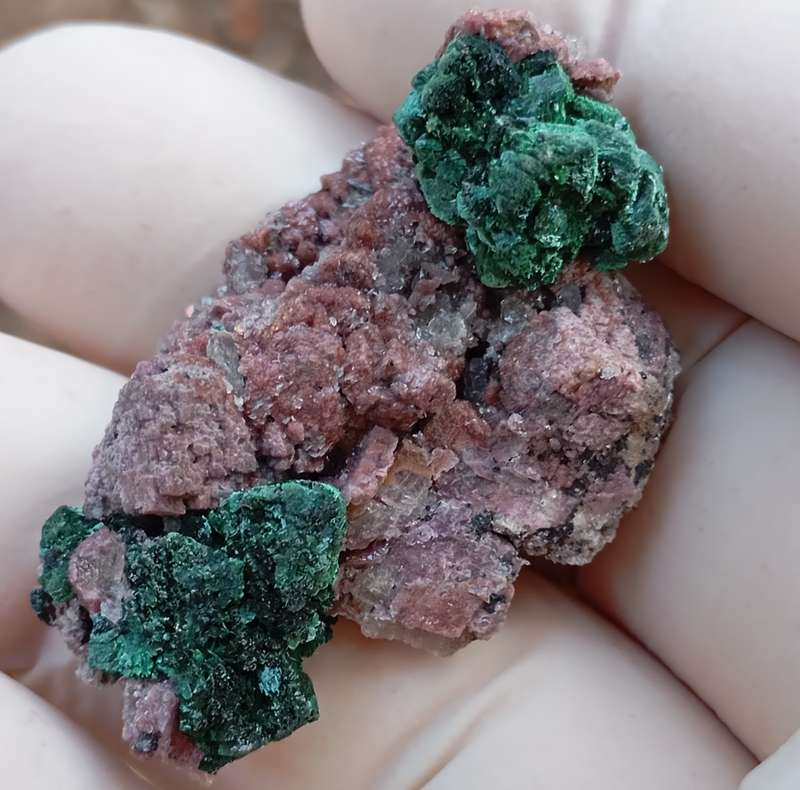 Cobaltoan calcite malachite quartz - Kakanda deposit DRC Congo