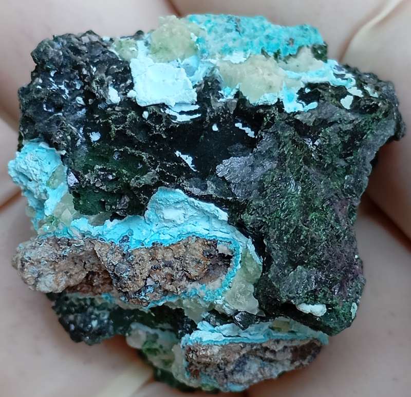 Kolwezite chrysocolla malachite calcite - Mashamba West mine DRC Congo