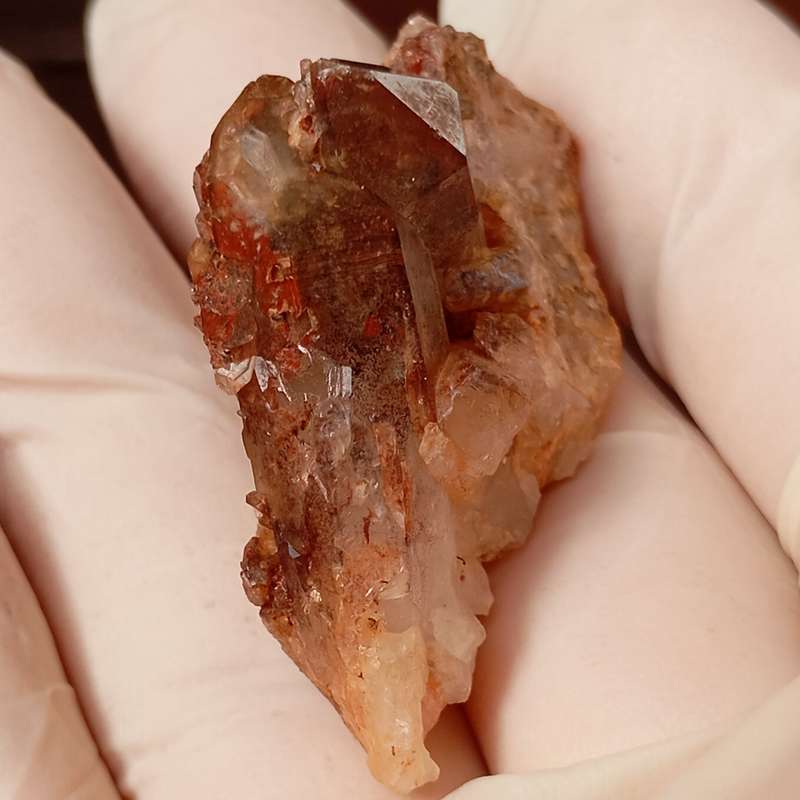 Hematite in quartz - Orange River N Cape South Africa