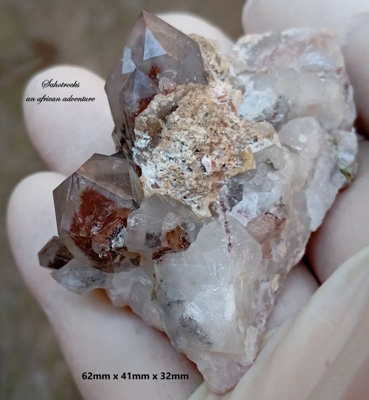 Hematite in quartz - Orange River N Cape South Africa