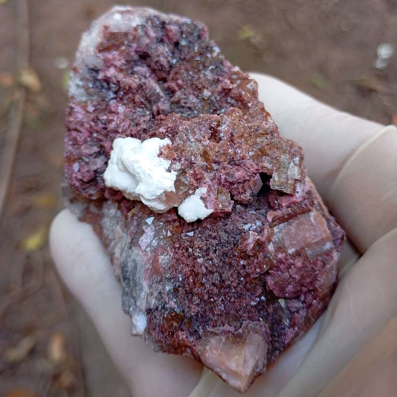 Cobaltoan calcite aragonite heterogenite quartz - Kakanda deposit DRC Congo