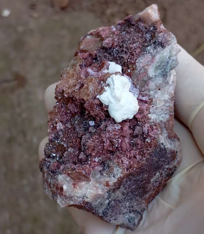 Cobaltoan calcite aragonite heterogenite quartz - Kakanda deposit DRC Congo