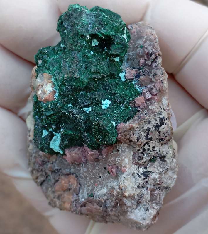 Cobaltoan calcite chrysocolla malachite heterogenite quartz - Kakanda deposit DRC Congo