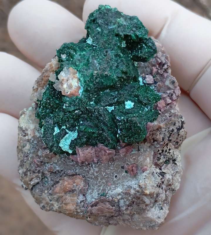 Cobaltoan calcite chrysocolla malachite heterogenite quartz - Kakanda deposit DRC Congo