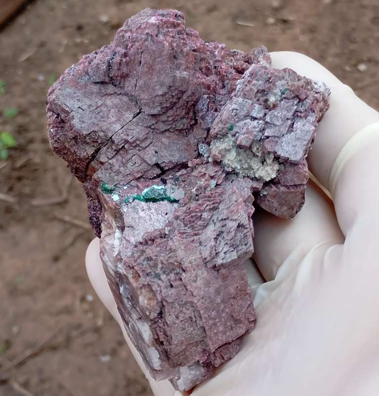 Cobaltoan calcite heterogenite chrysocolla malachite - Kakanda deposit DRC Congo
