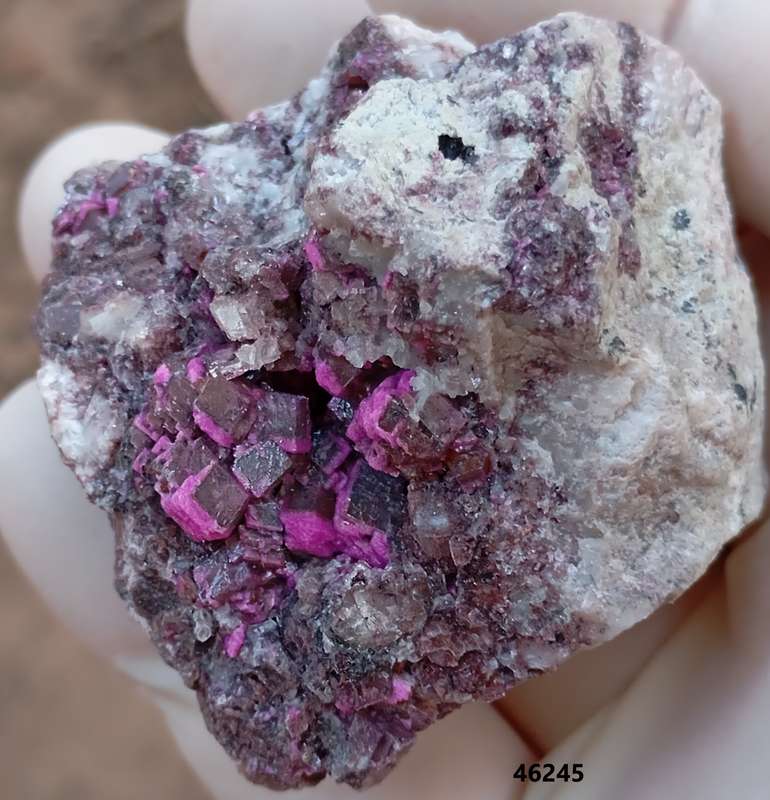 Cobaltoan calcite heterogenite quartz - Mashamba West mine DRC Congo