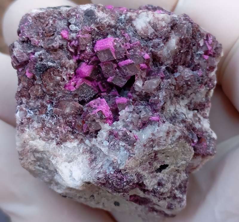 Cobaltoan calcite heterogenite quartz - Mashamba West mine DRC Congo