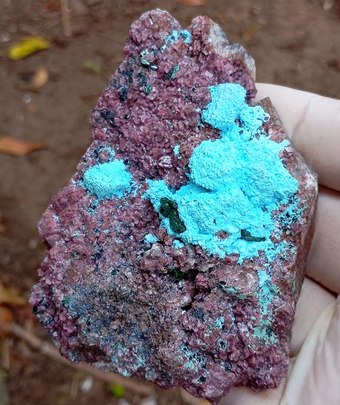 Cobaltoan calcite chrysocolla malachite heterogenite - Kakanda deposit DRC Congo