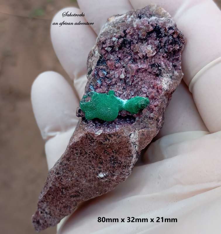 Cobaltoan calcite chrysocolla heterogenite malachite quartz - Kakanda deposit DRC Congo