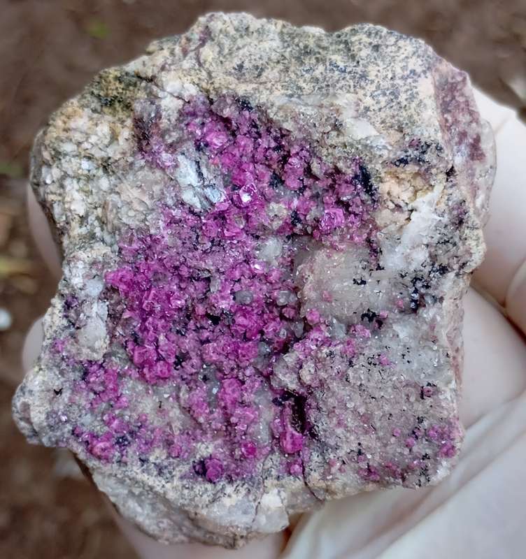 Cobaltoan calcite heterogenite malachite - Mashamba West mine DRC Congo
