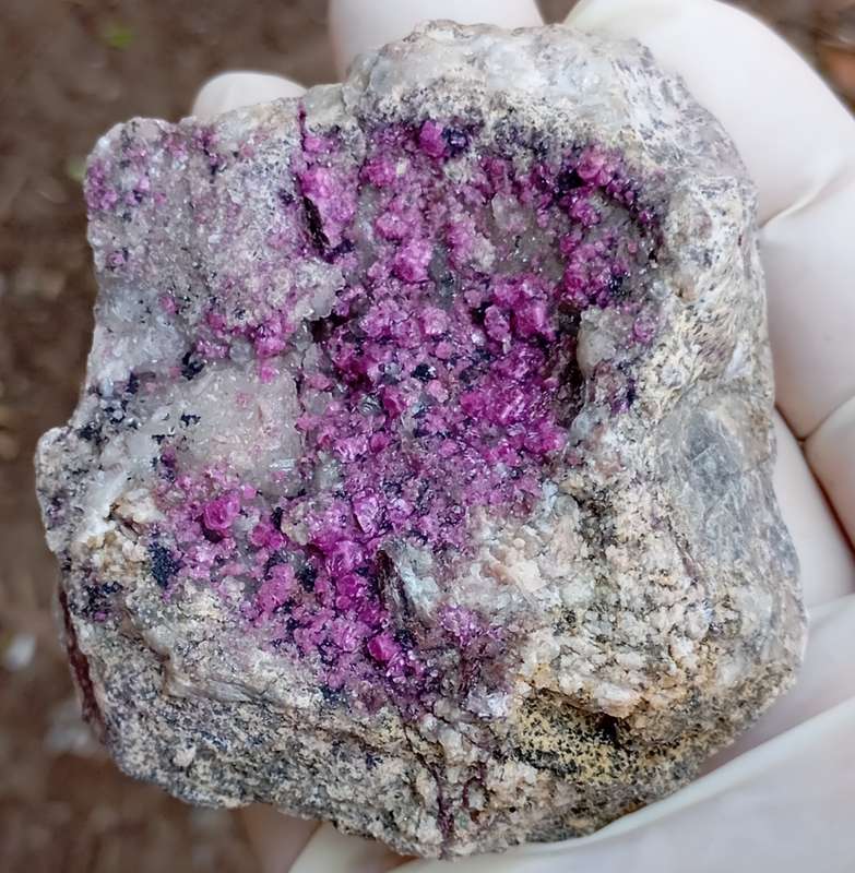 Cobaltoan calcite heterogenite malachite - Mashamba West mine DRC Congo