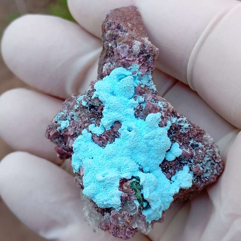 Cobaltoan calcite chrysocolla malachite quartz - Kakanda deposit DRC Congo