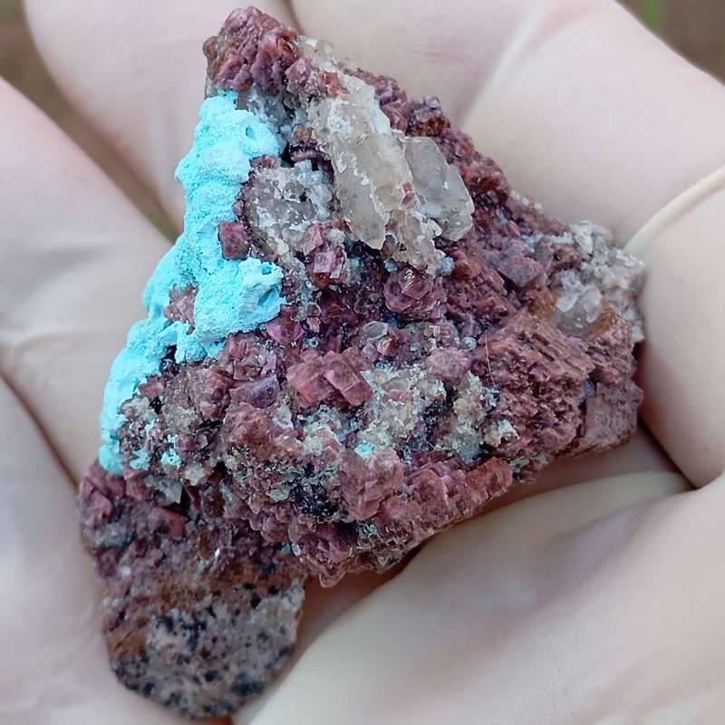 Cobaltoan calcite chrysocolla malachite quartz - Kakanda deposit DRC Congo
