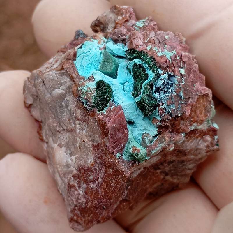 Cobaltoan calcite chrysocolla malachite quartz - Kakanda deposit DRC Congo