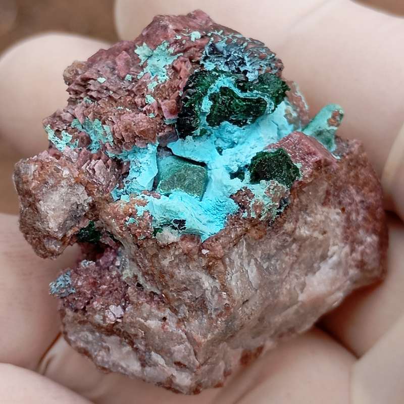 Cobaltoan calcite chrysocolla malachite quartz - Kakanda deposit DRC Congo