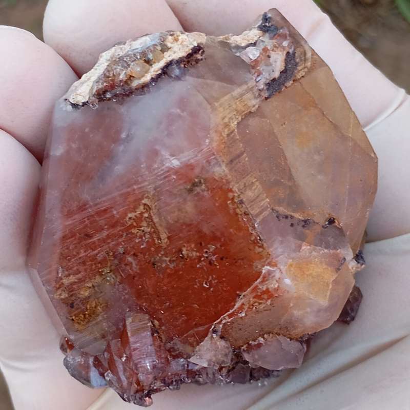 Hematite in quartz - Orange River N Cape South Africa