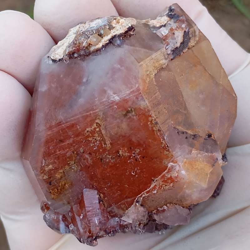 Hematite in quartz - Orange River N Cape South Africa