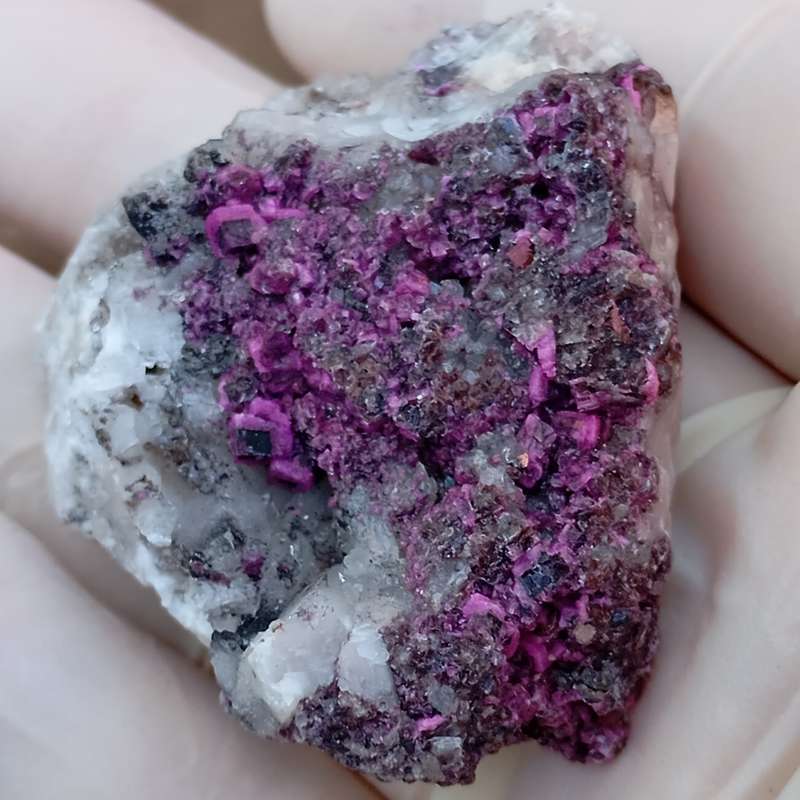 Cobaltoan calcite heterogenite quartz - Mashamba West mine DRC Congo
