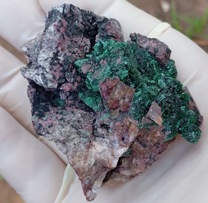 Cobaltoan calcite heterogenite malachite quartz - Kakanda deposit DRC Congo