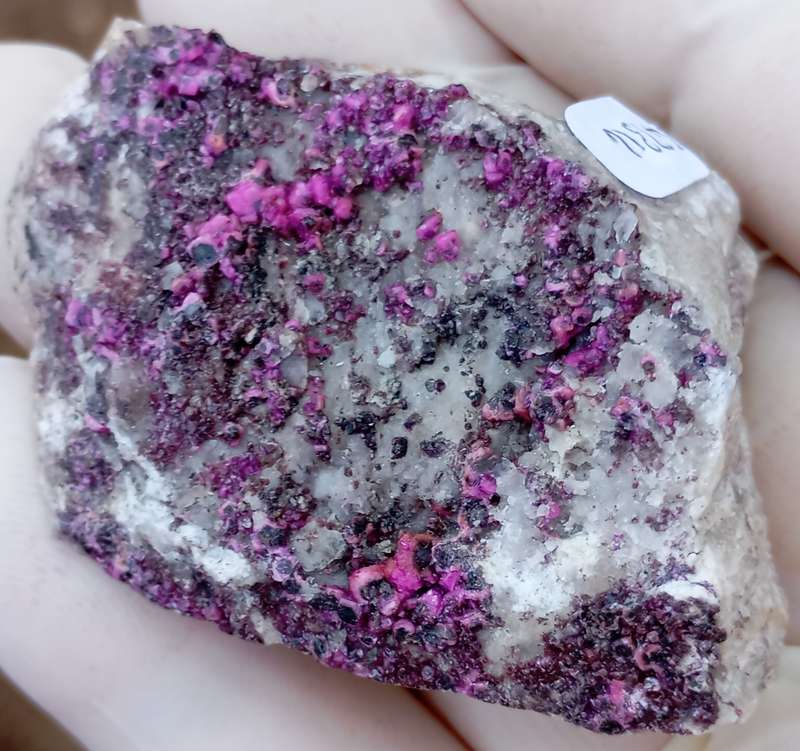 Cobaltoan calcite heterogenite quartz - Mashamba West mine DRC Congo