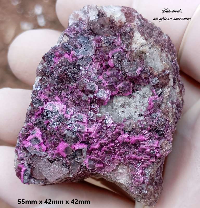 Cobaltoan calcite heterogenite quartz - Mashamba West mine DRC Congo