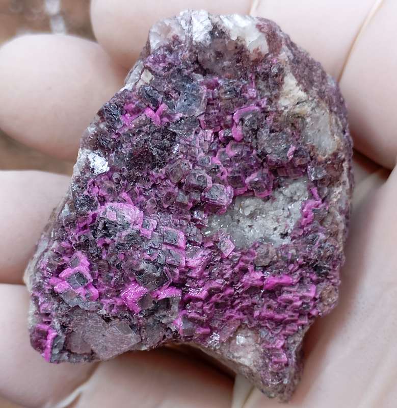 Cobaltoan calcite heterogenite quartz - Mashamba West mine DRC Congo