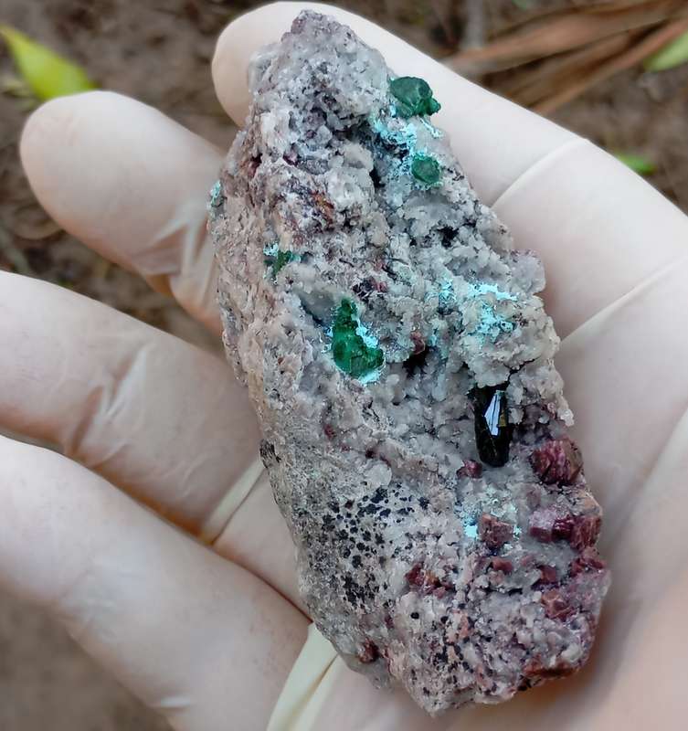 Malachite cobaltoan calcite heterogenite quartz  - Tenke Fungume mine DRC Congo