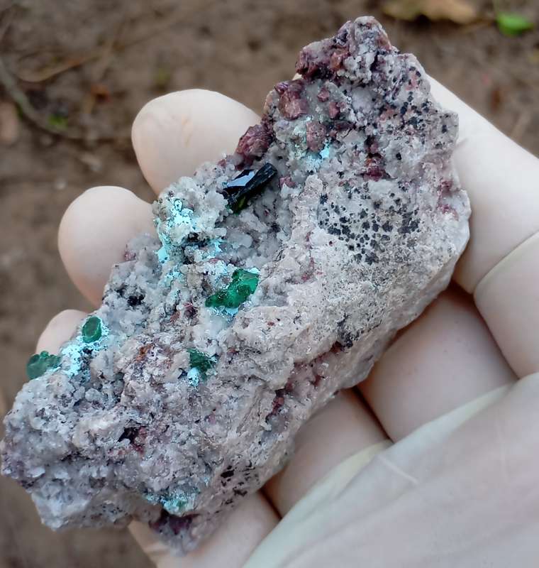 Malachite cobaltoan calcite heterogenite quartz  - Tenke Fungume mine DRC Congo